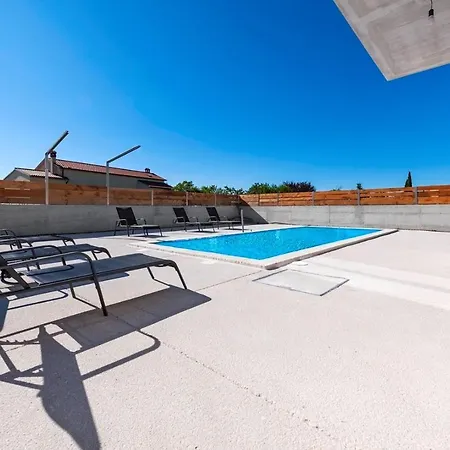 Baraka Villa