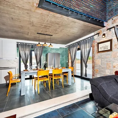 Baraka Villa *